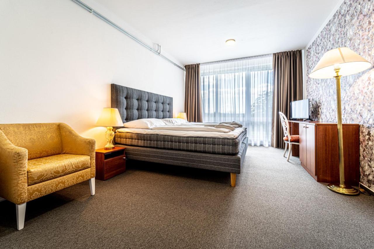 Hotel Fontana ブルノ エクステリア 写真