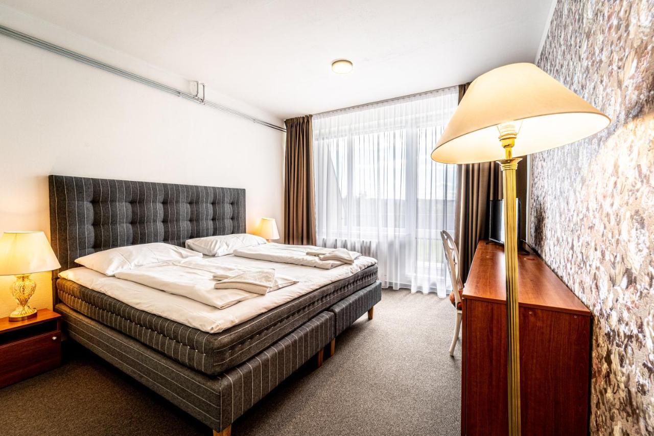 Hotel Fontana ブルノ エクステリア 写真
